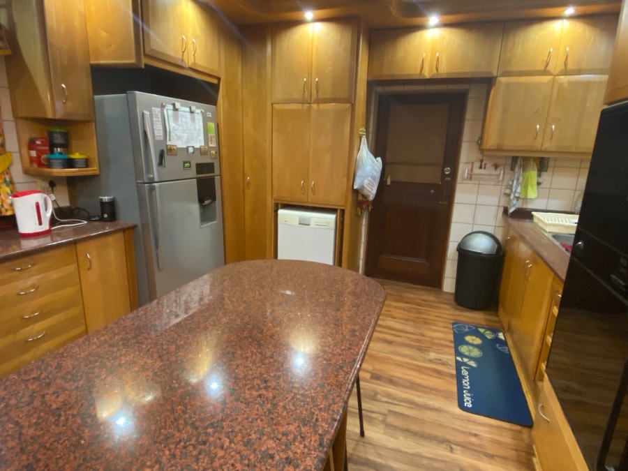 3 Bedroom Property for Sale in Protea Park North West